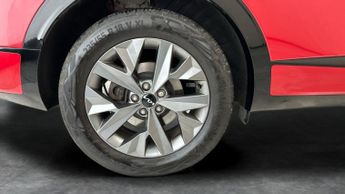 Kia Sportage 1.6 h T-GDi GT-Line (226 bhp) - LANE DEPARTURE  - LANE FOLLOWING