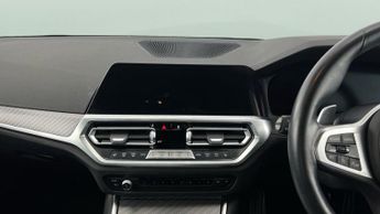 BMW 3 Series 2.0 320i M Sport (184 ps) - ADAPTIVE LIGHTS - ACOUSTIC GLAZING