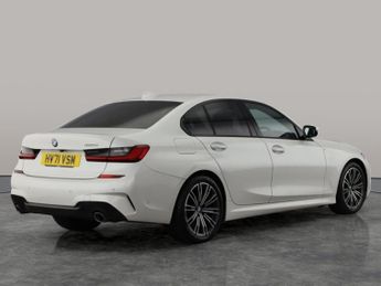 BMW 3 Series 2.0 320i M Sport (184 ps) - ADAPTIVE LIGHTS - ACOUSTIC GLAZING