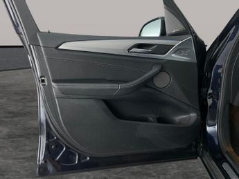 BMW iX3 80kWh Premier Edition Pro (286 ps) - PARK ASSIST - BLACK ROOF RA