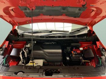 Nissan Leaf 39kWh Tekna (150 ps) - LED - NAV - LANE DEPARTURE