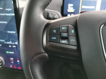 Ford Mustang Mach-e Extended Range 91kWh Automatic (294 ps) - REVERSE CAM - NAV