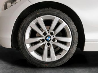 BMW 1 Series 1.5 118i GPF Sport (136 ps) - CORNER CLOTH - ANTHRACITE WITH GRE