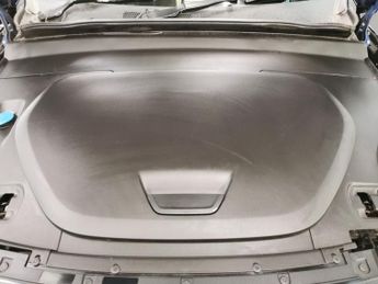 Volvo XC40 Recharge Twin 78kWh Pro AWD (408 ps) - SURROUND VIEW - PARK ASSI