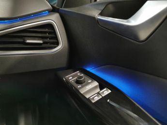 Volkswagen ID.3 Pro Performance 58kWh Life (204 ps) - COMFORT PACK - ASSISTANCE 