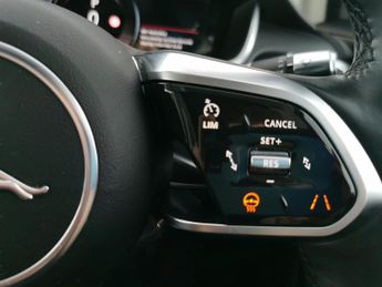 Jaguar I-PACE 400 90kWh SE 4WD (400 ps) - KEYLESS ENTRY - LED - NAV