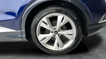 Audi Q4 E-tron 40 S line 82kWh (204 ps) - DRIVING MODES - SPEED LIMIT RECOG - A