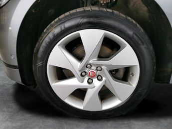 Jaguar I-PACE 400 90kWh SE 4WD (400 ps) - LED - NAV - HEATED LEATHER