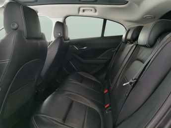 Jaguar I-PACE 400 90kWh SE 4WD (400 ps) - LED - NAV - HEATED LEATHER