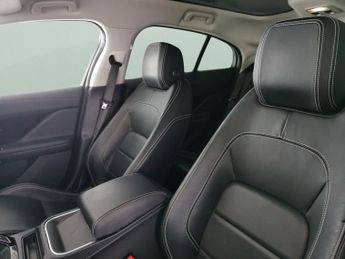 Jaguar I-PACE 400 90kWh SE 4WD (400 ps) - LED - NAV - HEATED LEATHER