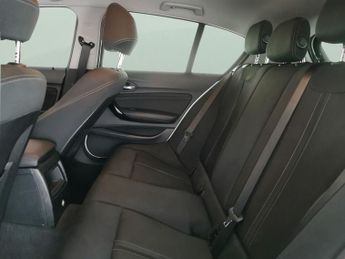 BMW 1 Series 1.5 118i GPF Sport (136 ps) - CORNER CLOTH - ANTHRACITE WITH GRE