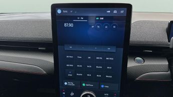 Ford Mustang Mach-e Standard Range 70kWh Automatic AWD (269 ps) - NAV - HEATED STEER