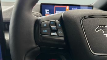 Ford Mustang Mach-e Standard Range 70kWh Automatic AWD (269 ps) - NAV - HEATED STEER