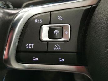 Volkswagen Golf 1.4 TSI 8.7kWh GTE Advance Plug-in DSG (204 ps) - REVERSE CAM