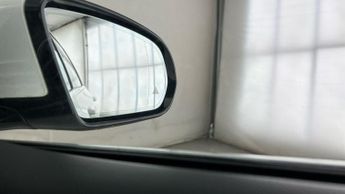 Mercedes-Benz E Class 2.0 E220d SE G-Tronic+ (194 ps) - MIRROR PACKAGE - COMFORT PACK