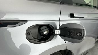 Land Rover Range Rover Evoque 1.5 P300e 12.2kWh R-Dynamic S Plug-in 4WD (309 ps) - PADDLE SHIF