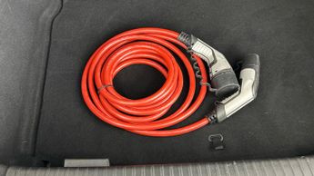 DS Automobiles DS 3 Crossback E-TENSE 50kWh Performance Line Crossback (136 ps) - USB AUDIO