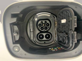 Mercedes-Benz EQC EQC 400 80kWh Sport 4MATIC (408 ps) - HEATED LEATHER - MIRROR PA