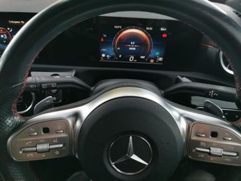 Mercedes-Benz A Class 1.3 A200 AMG Line 7G-DCT (163 ps) - COMFORT PACK - KEYLESS-GO - 