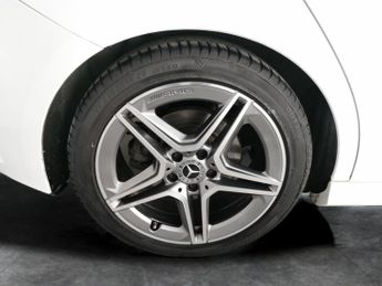 Mercedes-Benz A Class 1.3 A200 AMG Line 7G-DCT (163 ps) - COMFORT PACK - KEYLESS-GO - 