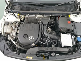 Mercedes-Benz A Class 1.3 A200 AMG Line 7G-DCT (163 ps) - COMFORT PACK - KEYLESS-GO - 