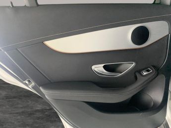 Mercedes-Benz EQC EQC 400 80kWh Sport 4MATIC (408 ps) - HEATED LEATHER - MIRROR PA