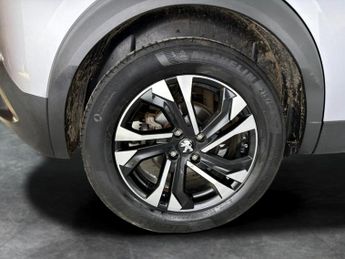 Peugeot E-2008 50kWh Allure Premium (136 ps) - CRUISE - SPEED LIMIT RECOG - HAL