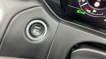 Land Rover Range Rover Velar 3.0 SD6 V6 HSE 4WD (300 ps) - NAV - ADAPTIVE LIGHTS - WIFI