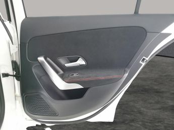 Mercedes-Benz A Class 1.3 A200 AMG Line 7G-DCT (163 ps) - COMFORT PACK - KEYLESS-GO - 