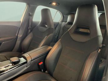 Mercedes-Benz A Class 1.5 A180d AMG Line 7G-DCT (116 ps) - HEATED SEATS - ALCANTARA