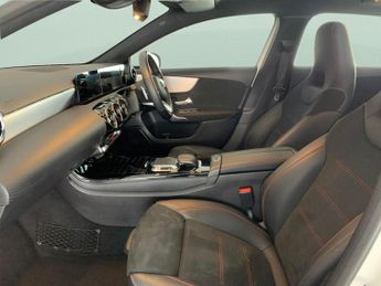 Mercedes-Benz A Class 1.5 A180d AMG Line 7G-DCT (116 ps) - HEATED SEATS - ALCANTARA