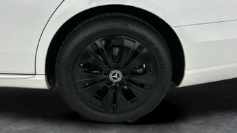 Mercedes-Benz E Class 2.0 E220d SE G-Tronic+ (194 ps) - MIRROR PACKAGE - COMFORT PACK