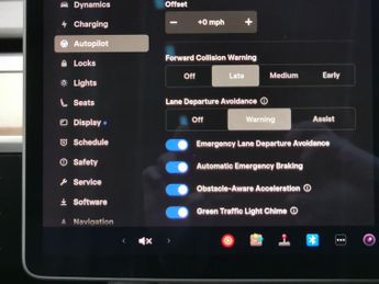 Tesla Model 3 Standard Range Plus RWD (241 bhp) - PARK ASSIST - LED - REVERSE 