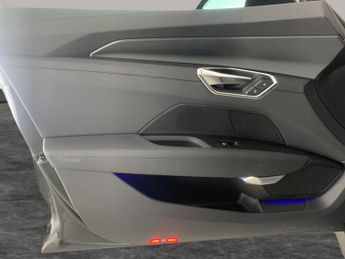 Audi e-tron GT 390kW Quattro 93kWh [C+S] - CARPLAY - LED - REVERSE CAM