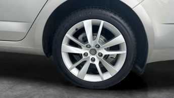 Skoda Octavia 1.5 TSI GPF ACT SE L DSG (150 ps) - BLUETOOTH - CRUISE - AIR CON