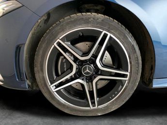 Mercedes-Benz A Class 1.3 A250e 15.6kWh AMG Line Edition (Executive) Plug-in 8G-DCT (2