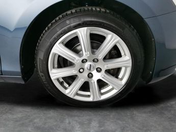 Volvo V40 1.5 T3 GPF Inscription (152 ps) - WINTER PACK - TEMPA SPARE WHEE