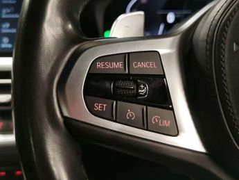 BMW 3 Series 2.0 330e 12kWh M Sport Plug-in (292 ps) - NAV - ACOUSTIC GLAZING