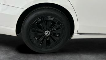 Mercedes-Benz E Class 2.0 E220d SE G-Tronic+ (194 ps) - MIRROR PACKAGE - COMFORT PACK