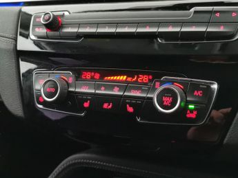 BMW X1 2.0 18d xLine sDrive (150 ps) - PERFORMANCE CONTROL - BLUETOOTH