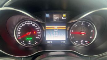 Mercedes-Benz GLC 2.1 GLC220d AMG Line (Premium) G-Tronic 4MATIC (170 ps) - HEATED