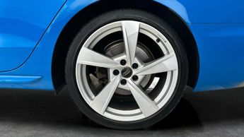 Audi A4 2.0 TFSI 35 S line S Tronic (150 ps) - BLUETOOTH - DRIVING MODES