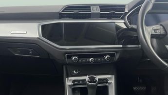 Audi Q3 1.4 TFSIe 45 Technik Plug-in S Tronic 13kWh (245 ps) - DRIVING M