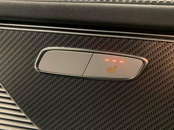 Mercedes-Benz EQC EQC 400 80kWh AMG Line 4MATIC (408 ps) - HEATED LEATHER - LANE D