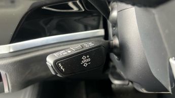 Audi Q3 1.4 TFSIe 45 Technik Plug-in S Tronic 13kWh (245 ps) - DRIVING M