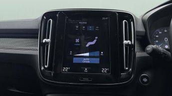 Volvo XC40 1.5h T4 Recharge 10.7kWh R-Design Plug-in (211 ps) - CLIMATE CON