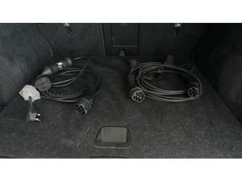 Volvo XC40 1.5h T4 Recharge 10.7kWh R-Design Plug-in (211 ps) - CLIMATE CON