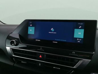 Citroen e-C4 50kWh Shine Plus (7.4kW Charger) (136 ps) - REVERSE CAM - NAV