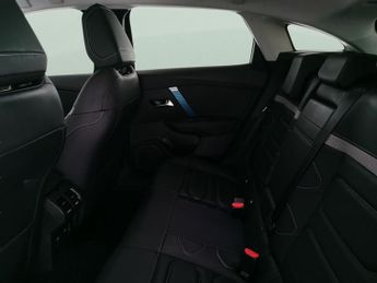 Citroen e-C4 50kWh Shine Plus (7.4kW Charger) (136 ps) - REVERSE CAM - NAV