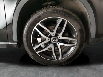 Mercedes-Benz GLA 1.6 GLA180 GPF Urban Edition 7G-DCT (122 ps) - KEYLESS-GO - BLUE